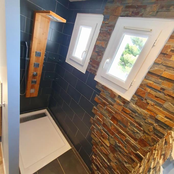 מריניאן Joli Haut De Villa 3 Chambres Climatise Avec Jacuzzi מראה חיצוני תמונה